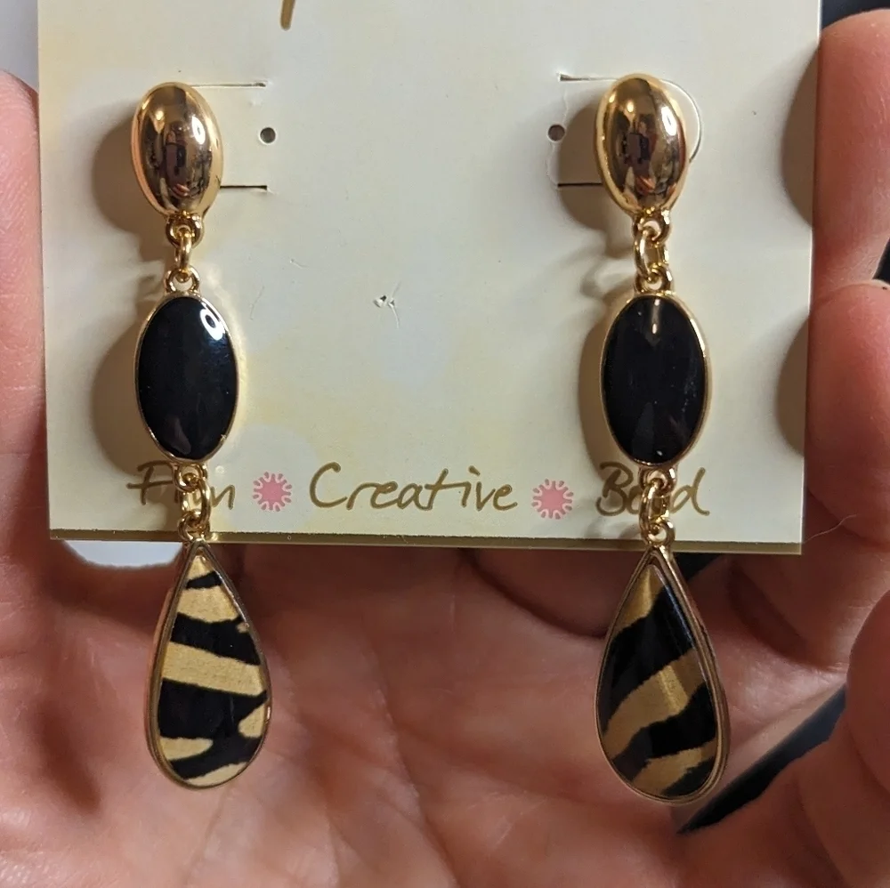NWT Erica Lyons Gold Tone Animal‎ Print Drop Earrings